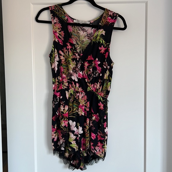 Lovers + Friends Floral Lace Romper - Picture 4 of 4